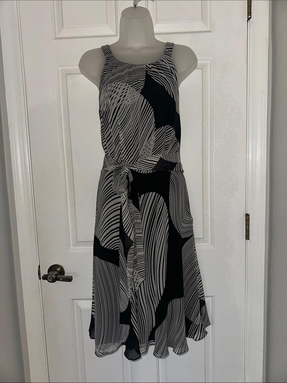 Ann Taylor Flowy Silk Dress - Picture 1 of 13